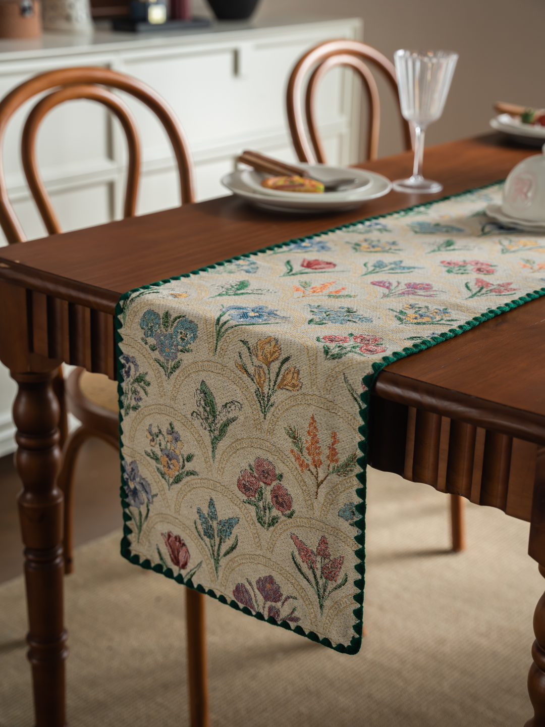 Floral Tapestry Table Runner — Vintage Botanical Wildflower Farmhouse Decor