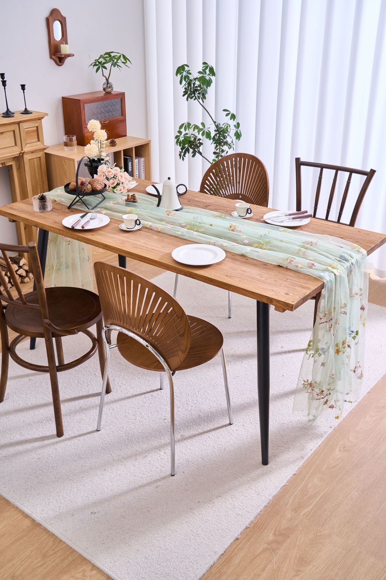 Sheer Floral Embroidered Table Runner — Romantic Wedding Party Decor