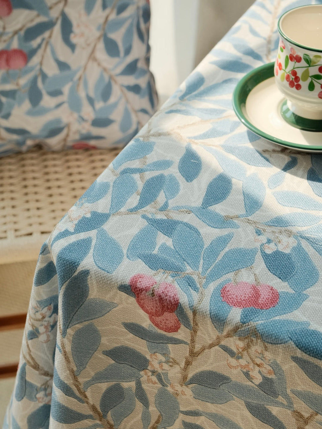 Blue floral farmhouse dining tablecloth