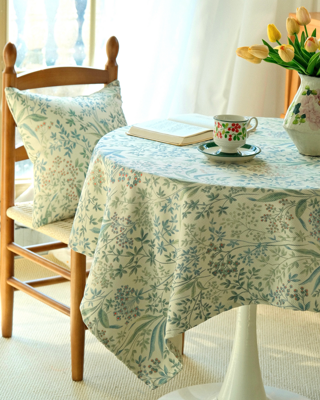 French country floral tablecloth with blue leaf pattern