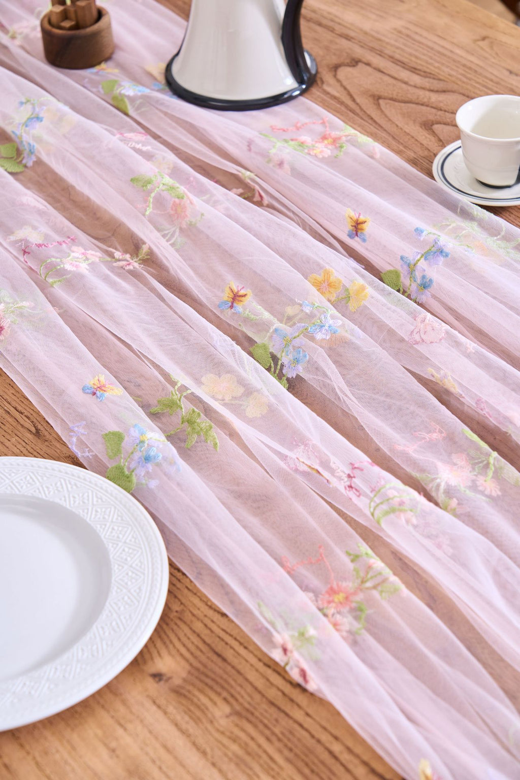 Sheer Floral Embroidered Table Runner — Romantic Wedding Party Decor
